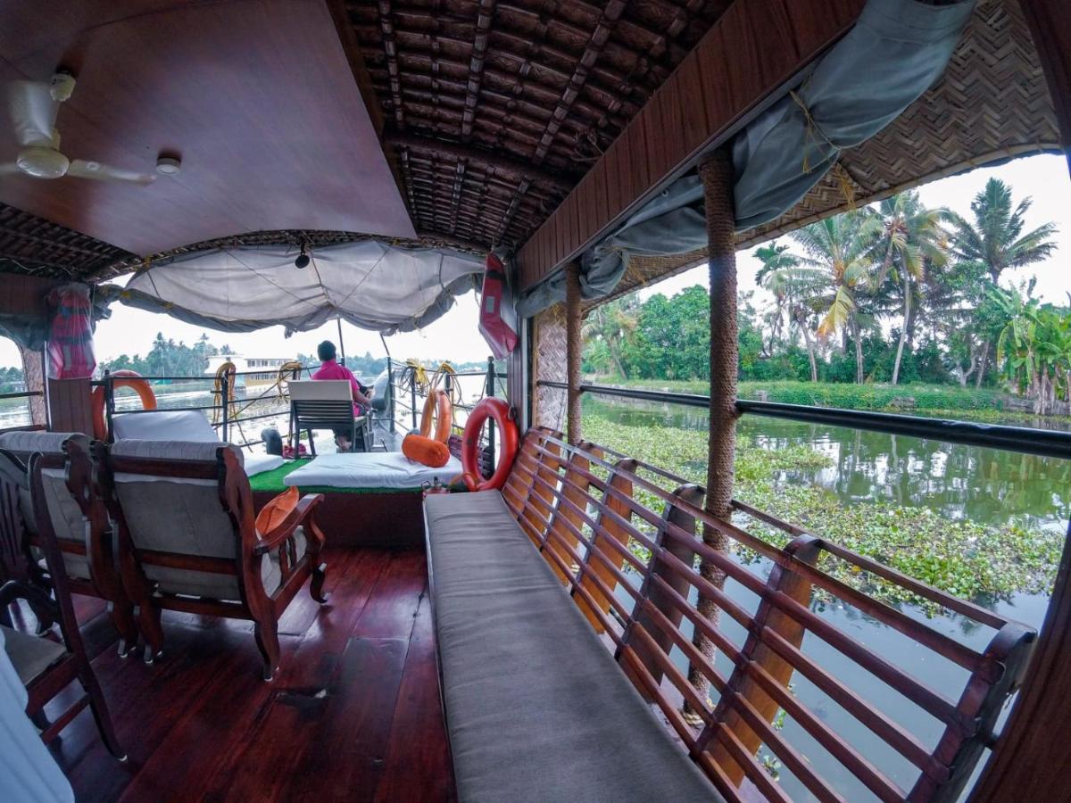 Kalappura Houseboats & Tours Hotel Alappuzha Buitenkant foto
